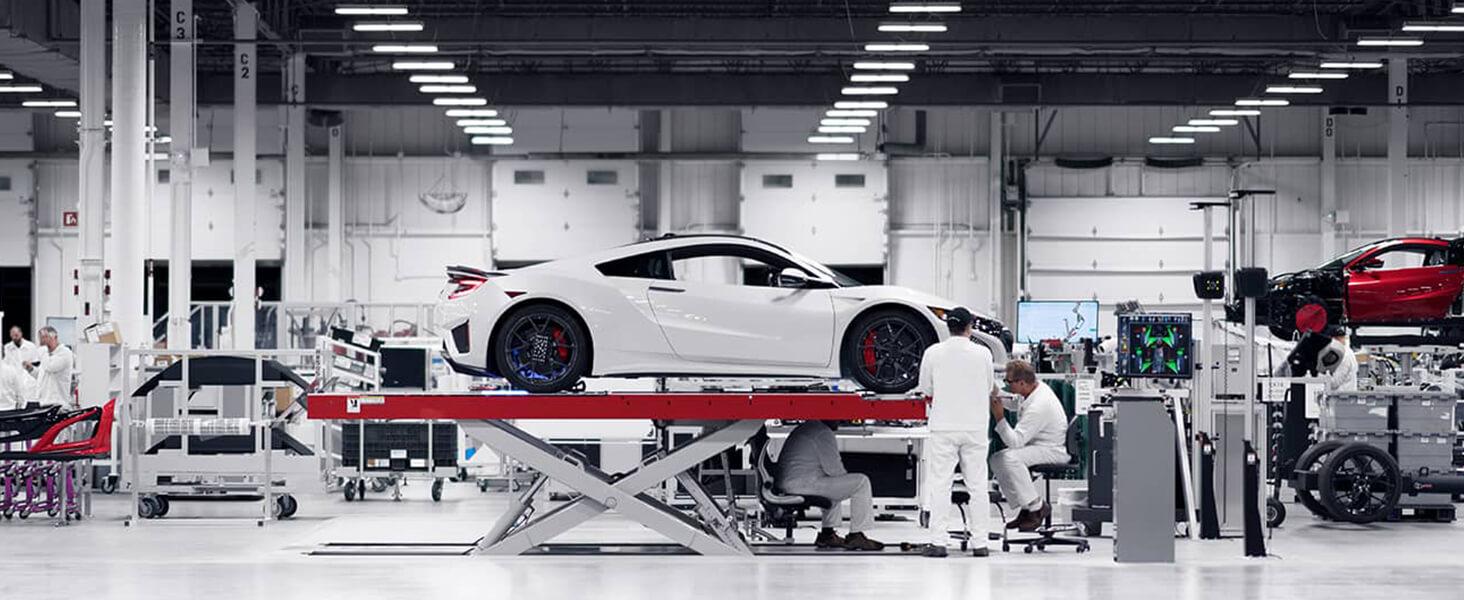 Interior of Acura Performance Manufacturing Centre. / Intérieur du Performance Manufacturing Centre.